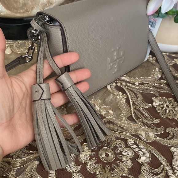 Tory Burch Thea crossbody - Picture 7 of 10